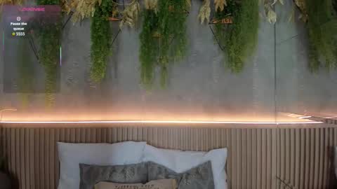 lana_lann online show from 12.14.25