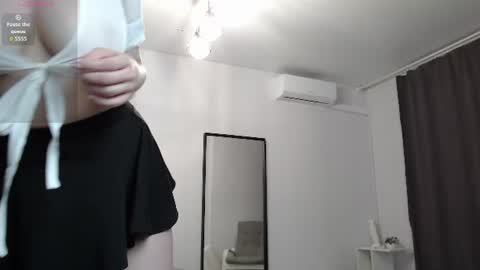 Snapshot of lanadreamx chatting on 06.19.26 LanaDreamX online show from 06.19.26