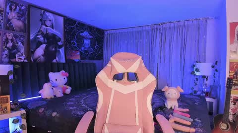 L A N A  online show from 01.16.25