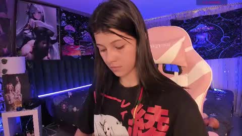 L A N A  online show from 02.21.25