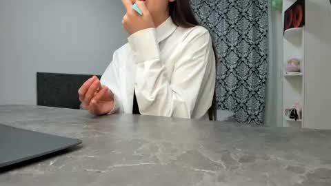 Snapshot of lanalandd chatting on 12.10.24 Lana online show from 12.10.24