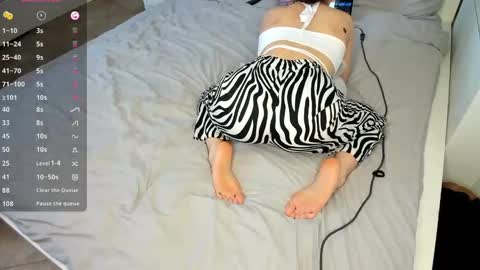 Snapshot of lanalandd chatting on 02.10.25 Lana online show from 02.10.25