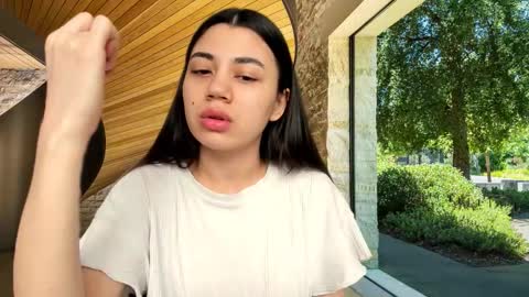 Snapshot of lanalandd chatting on 09.19.25 Lana online show from 09.19.25