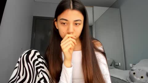 Lana online show from 12.17.25