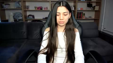 Snapshot of lanalandd chatting on 06.10.26 Lana online show from 06.10.26