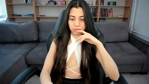 Snapshot of lanalandd chatting on 07.16.26 Lana online show from 07.16.26