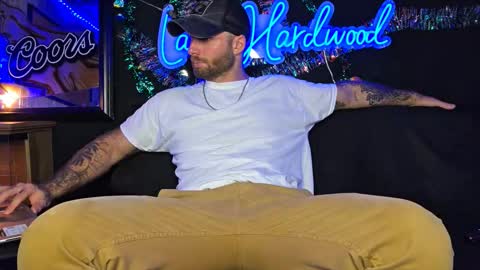 Snapshot of lancehardwood222 chatting on 11.22.25 LANCE online show from 11.22.25