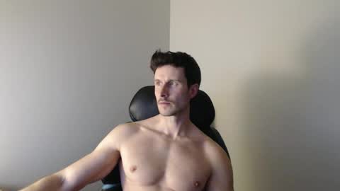 Snapshot of lancellot99 chatting on 11.30.25 Lance online show from 11.30.25