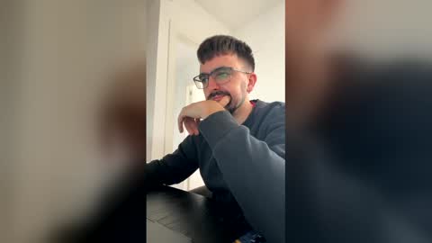 Snapshot of lander920612 chatting on 02.21.26 lander920612 online show from 02.21.26