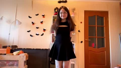 Alex online show from 10.31.25