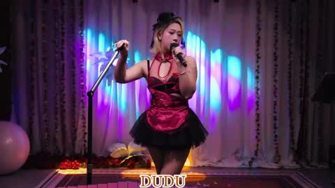 Snapshot of lankwaifong_cindy chatting on 05.17.26 lankwaifong_cindy online show from 05.17.26