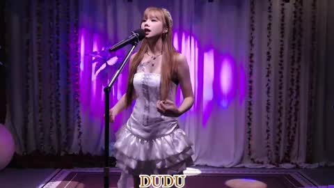 Snapshot of lankwaifong_cindy chatting on 05.24.26 lankwaifong_cindy online show from 05.24.26