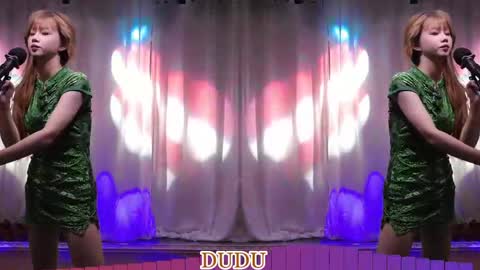 Snapshot of lankwaifong_cindy chatting on 05.30.26 lankwaifong_cindy online show from 05.30.26
