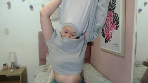 Lanna online show from 04.21.26