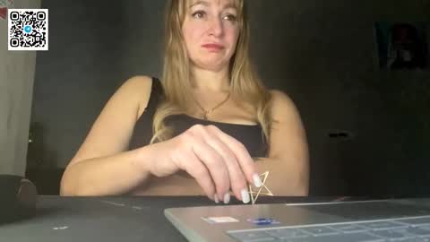 Olena online show from 01.06.26