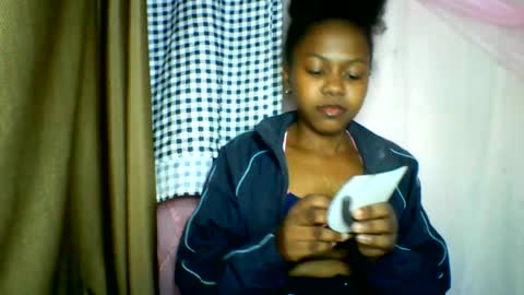 Snapshot of lara_belle chatting on 06.15.26 lara_belle online show from 06.15.26