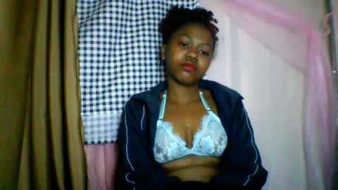Snapshot of lara_belle chatting on 07.02.26 lara_belle online show from 07.02.26