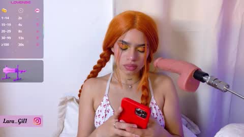 Lara Gill online show from 09.26.25