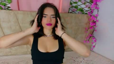 Lara Gill online show from 02.27.26