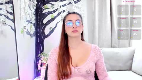      700  200   online show from 03.06.26