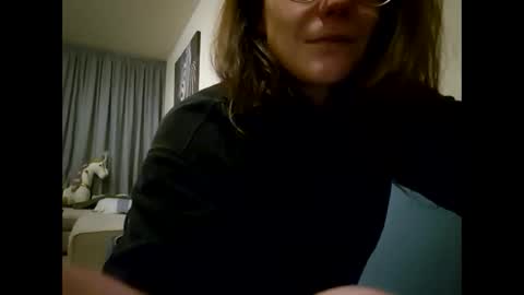 Snapshot of laraa333 chatting on 01.28.25 Little online show from 01.28.25