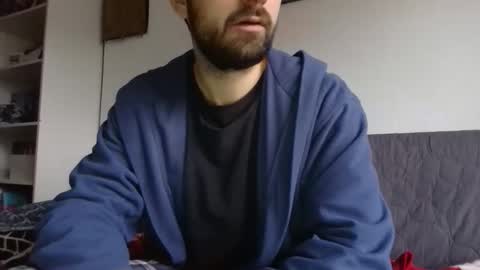 Snapshot of laraaan chatting on 12.12.24 laraaan online show from 12.12.24