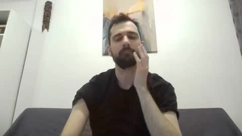 laraaan online show from 12.17.25