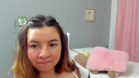 Snapshot of laracat18 chatting on 05.16.26 Lara online show from 05.16.26