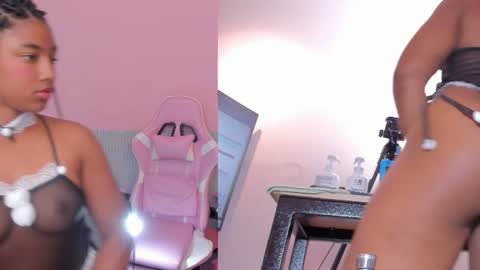 laraebony_ online show from 07.11.26