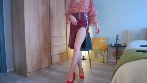 LaraKanes online show from 02.05.25