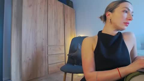 LaraKanes online show from 03.10.25