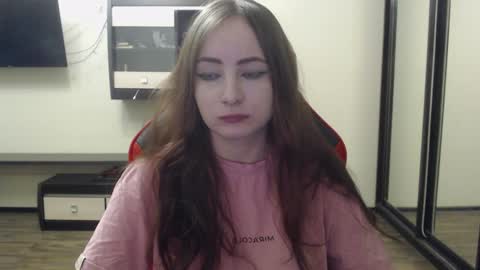 Laralianna online show from 12.24.24