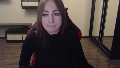 Laralianna online show from 01.09.25