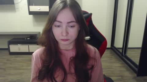 Laralianna online show from 02.08.25