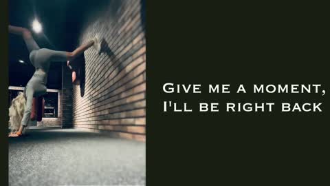 Snapshot of laras_moans chatting on 12.30.24 laras_moans online show from 12.30.24