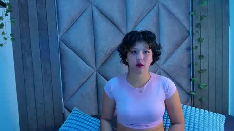 laraspark__ online show from 03.13.26