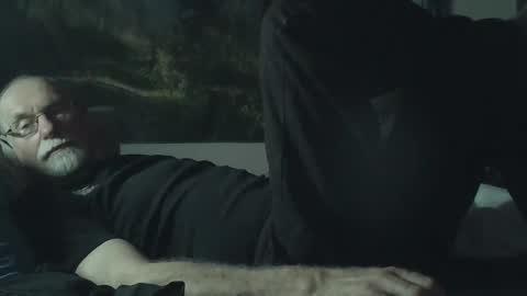 Larbie online show from 12.21.24