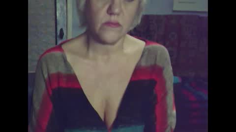 Snapshot of larisaq4ugo24 chatting on 01.18.25 larisaq4ugo24 online show from 01.18.25