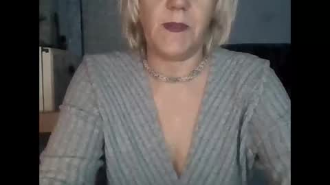 larisaq4ugo24 online show from 01.14.26