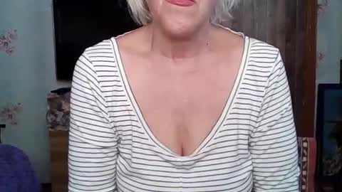 Snapshot of larisaq4ugo24 chatting on 07.13.26 larisaq4ugo24 online show from 07.13.26