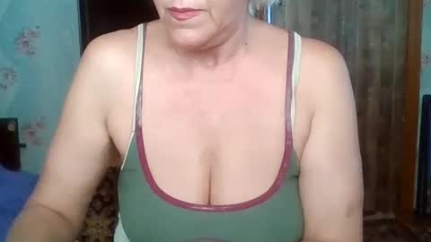 Snapshot of larisaq4ugo24 chatting on 07.27.26 larisaq4ugo24 online show from 07.27.26