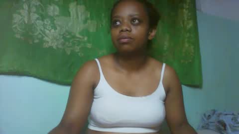 Snapshot of larissa645771 chatting on 01.08.26 larissa645771 online show from 01.08.26