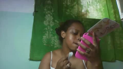 Snapshot of larissa645771 chatting on 01.13.26 larissa645771 online show from 01.13.26