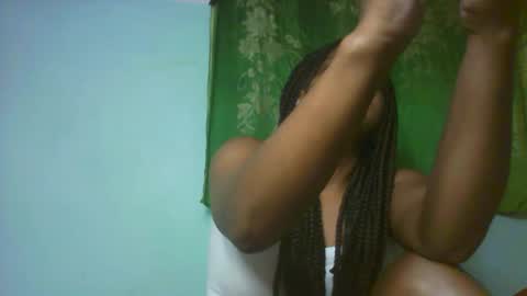 Snapshot of larissa645771 chatting on 01.13.26 larissa645771 online show from 01.13.26