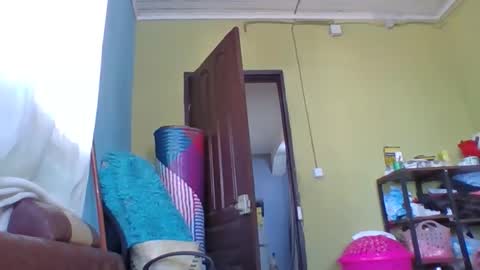 Snapshot of larissa645771 chatting on 04.01.26 larissa645771 online show from 04.01.26