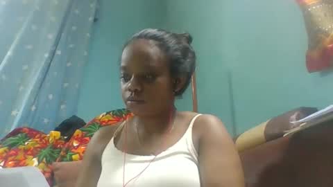 Snapshot of larissa645771 chatting on 04.15.26 larissa645771 online show from 04.15.26