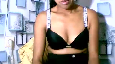 Snapshot of larra27 chatting on 05.21.26 Malala online show from 05.21.26