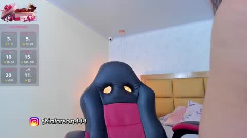 Snapshot of larsonmia chatting on 02.18.25 MIA online show from 02.18.25