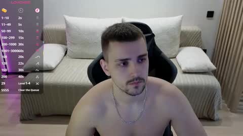 Snapshot of larstar01 chatting on 11.23.25 Lars online show from 11.23.25