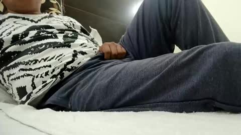 Snapshot of lasha_2008 chatting on 10.15.25 lasha_2008 online show from 10.15.25